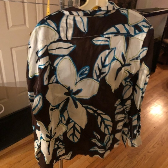 Chico’s XL 14-16 brown tropical print button down shirt pockets Chico’s size 3 - Picture 7 of 8
